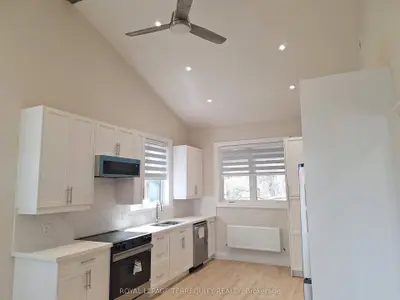 165 Bay Street E 3, Blue Mountains, On N0h 2p0
