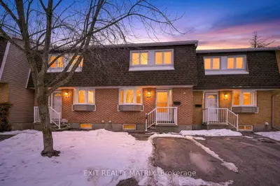 1777 Lamoureux Drive F, Orleans - Cumberland And Area, On K1e 2n5