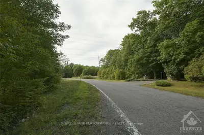 1310 Cumberland Ridge Drive, Orleans - Cumberland And Area, On K4c 1e1