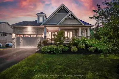 75 Selkirk Drive, Huntsville, On P1h 0c6