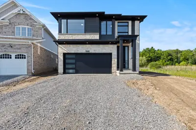 7455 Majestic Trail, Niagara Falls, ON L2H 3V9