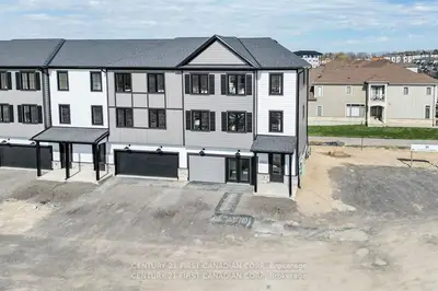310 Callaway Road 11, London North, On N6g 0n8