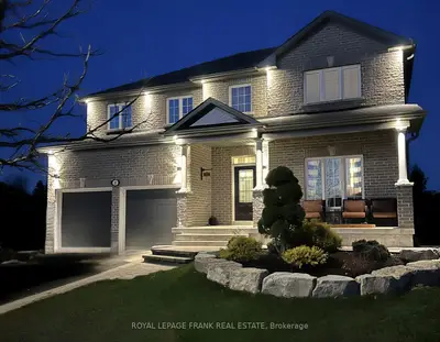 8 Kyle Court, Kawartha Lakes, On K9v 0e2