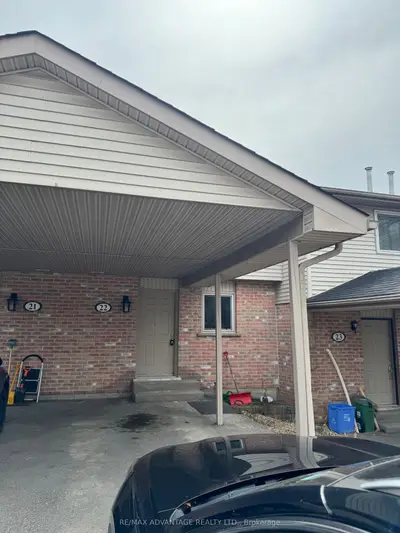 151 Bonaventure Drive N 22, London East, On N5v 4m1