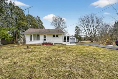 1581 County Rd 2 Road, Front Of Yonge, On K0e 1r0