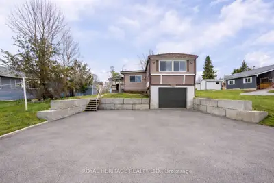 16 Fenelon Way, Kawartha Lakes, On K9v 4r1