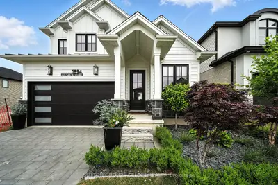 1894 Fountain Grass Drive, London South, On N6k 4p9