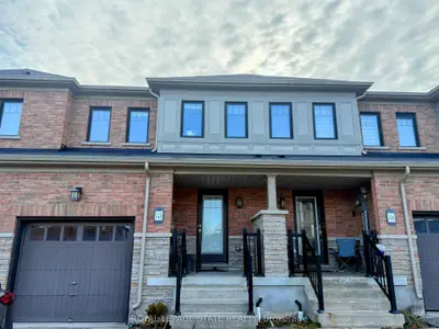 Att/Row/Townhouse in Hamilton