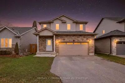 9 Reeves Road, Ingersoll, On N5c 0e1