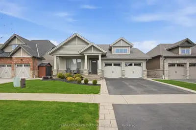 94 Anastasia Boulevard, West Lincoln, On L0r 2a0
