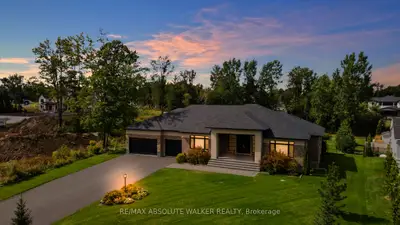 700 Mcmanus Avenue, Manotick - Kars - Rideau Twp And Area, On K4m 0b2