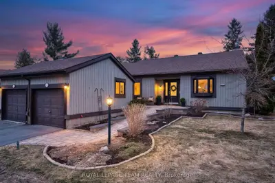 11 Glen Abbey Crescent, Stittsville - Munster - Richmond, On K2s 1r6