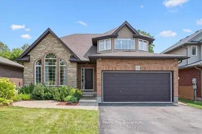 51 Marr Drive, Centre Wellington, ON N0B 1S0