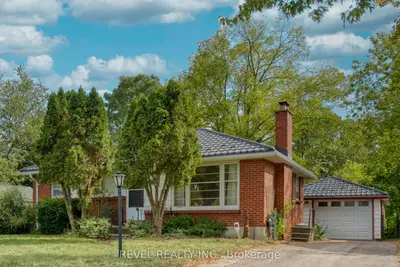 143 Oakside Street, London East, ON N5Y 1E8