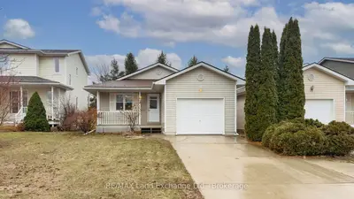 658 Stewart Drive, Kincardine, ON N2Z 3B4