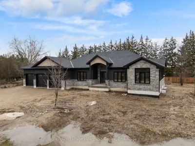 345 Turnberry Street, North Huron, On N0g 2w0