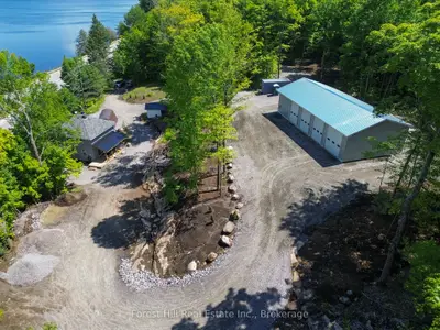 4061 Muskoka Rd 169 Road, Muskoka Lakes, On P0b 1j0