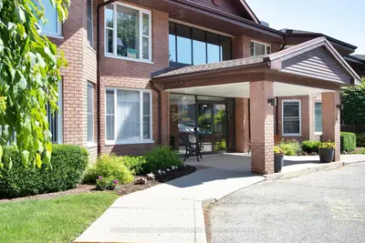 22 St Andrew Street N 502, St. Marys, On N4x 1c5