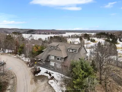 1 Tree Tops Lane 302, Huntsville, On P1h 1a9