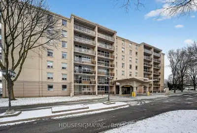 6390 Huggins Street 605, Niagara Falls, ON L2J 1H1