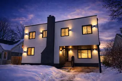 131 Camelia Avenue 2, Manor Park - Cardinal Glen and Area, ON K1K 2X5