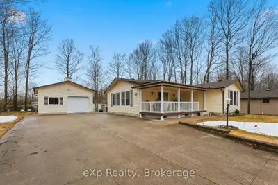 75 Lakeland Drive, South Bruce Peninsula, On N0h 2g0