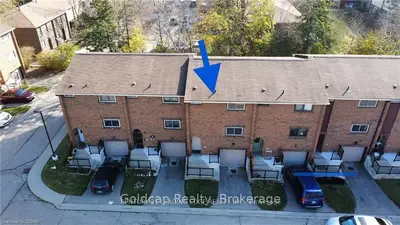 201 Silvercreek Parkway N 13, Guelph, On N1h 3t4