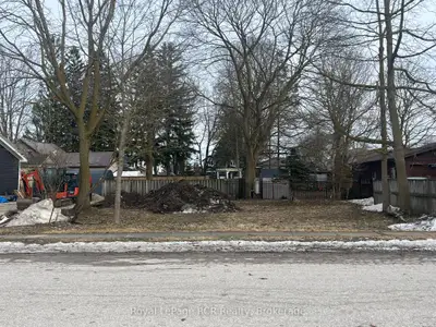 240 Cumberland Street, Minto, On N0g 2p0