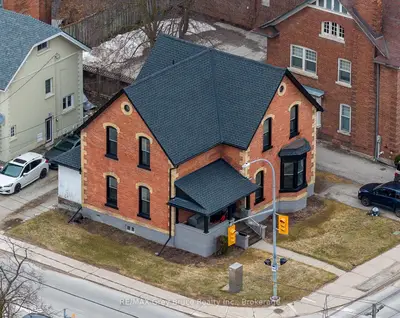 902 2nd Avenue W, Owen Sound, On N4k 4m7