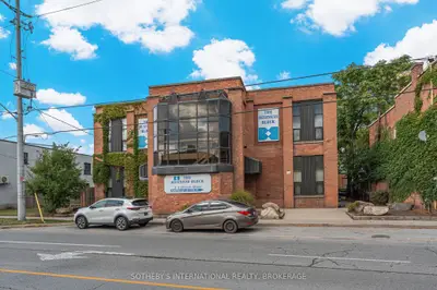 243 Church Street 210, St. Catharines, ON L2R 3E8