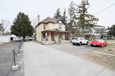 2417 Main Street E, London South, On N6p 1a7