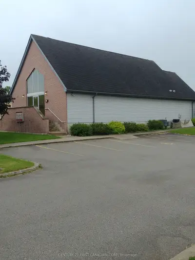 67 Meg Drive, London South, ON N6E 2V2