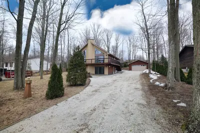 9 Carson Lake Crescent, South Bruce Peninsula, ON N0H 2G0