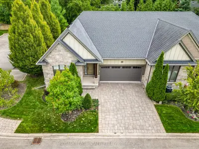 1 Cedar Drive, Niagara-on-the-lake, On L0s 1j1