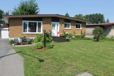 56 Meikle Street, South Dundas, On K0c 1x0