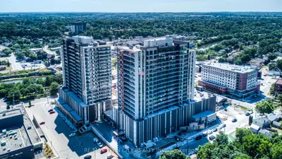50 Grand Avenue S 1413, Cambridge, On N1s 2l8