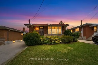 Detached in Hamilton