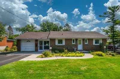 400 Dundas Street W, Greater Napanee, On K7r 2b7