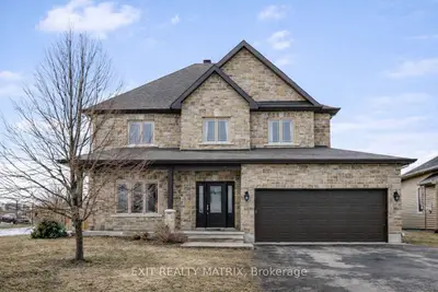 301 Colmar Street, Russell, On K0a 1w0