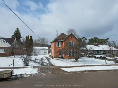 211 Edward Street S, Powassan, On P0h 1z0