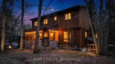10207 Pinetree Drive, Lambton Shores, On N0m 1t0