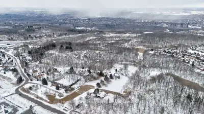 1127 & 1135 Old Mohawk Road, Hamilton, On L9g 3k9