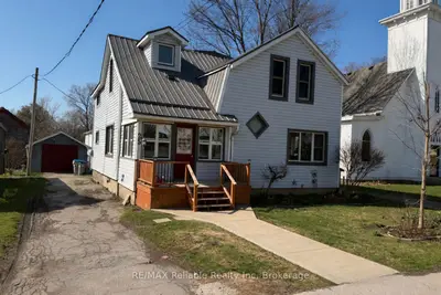25 Jarvis Street N, Huron East, ON N0K 1W0