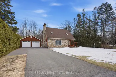 1165 Golf Road, East Hawkesbury, ON K6A 2R2