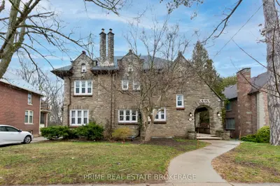 290 Huron Street, London East, On N6a 2j9