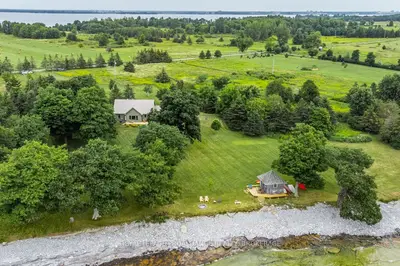 395 Nine Mile Point Road, Frontenac Islands, On K0h 2y0