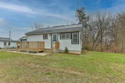 3 Holtby Street, Norfolk, ON N0E 1X0