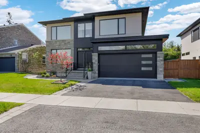 1976 Lenester Avenue, Mckellar Heights - Glabar Park And Area, On K2a 1j9