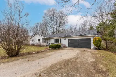 14 Mapleport Crescent S, South Bruce Peninsula, ON N0H 2G0