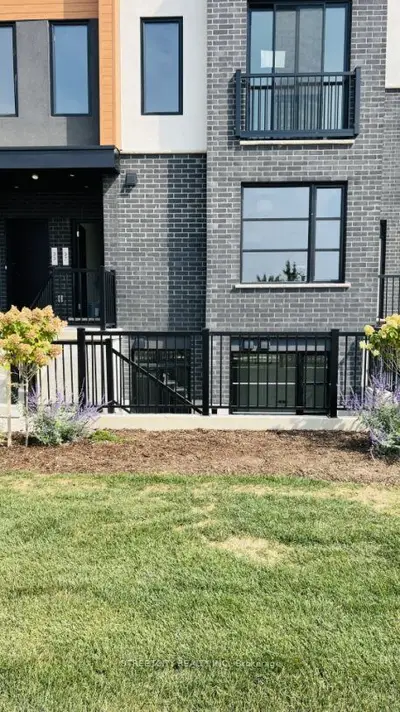 3900 Savoy Street E 39, London South, ON N6P 0H9